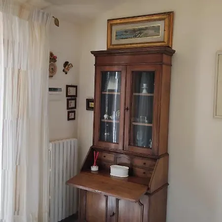 Antignano Apartment *